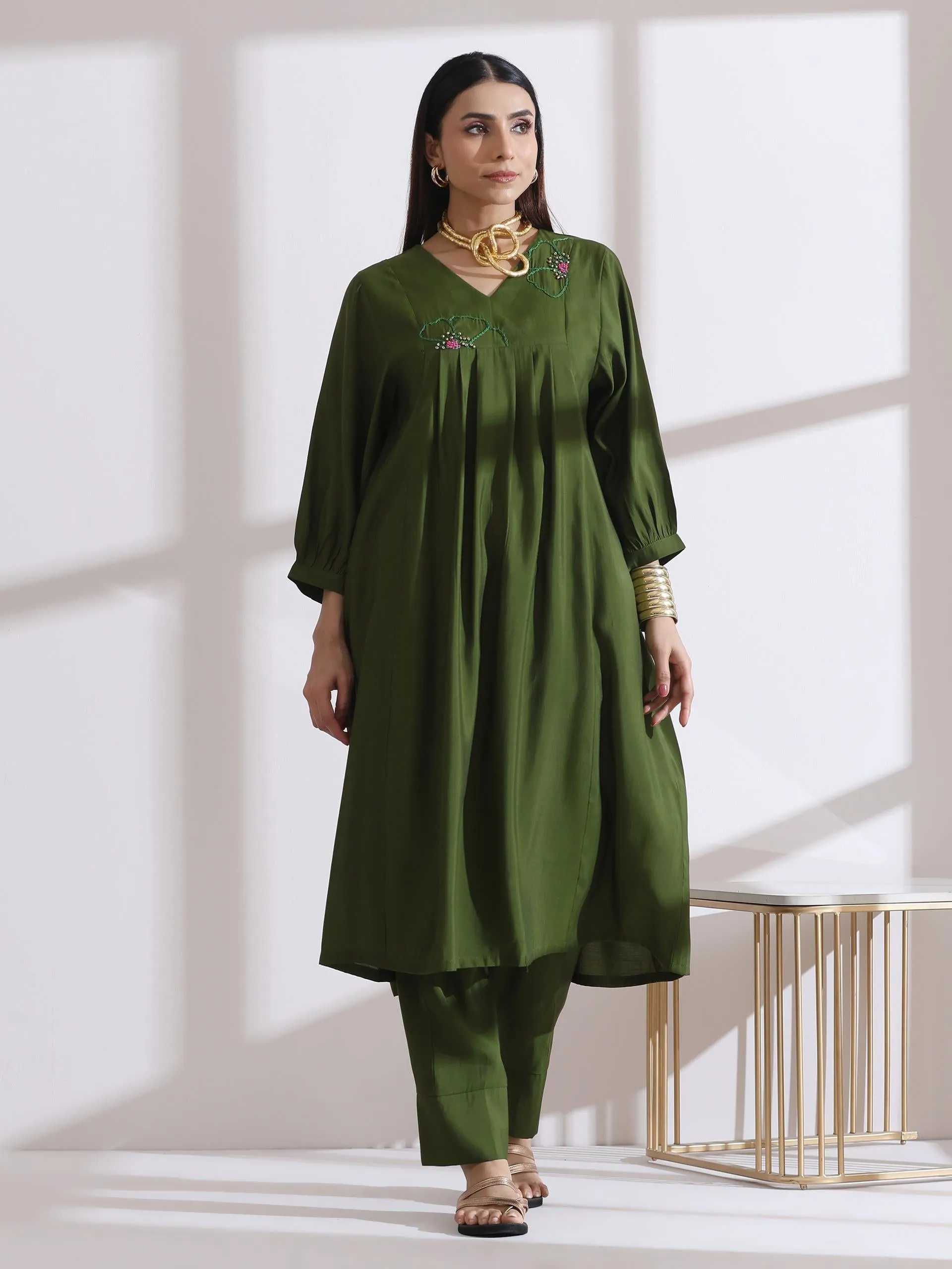 2 Pc Set - Airskin Mehndi Green Handmade Flower Kurta With Pants