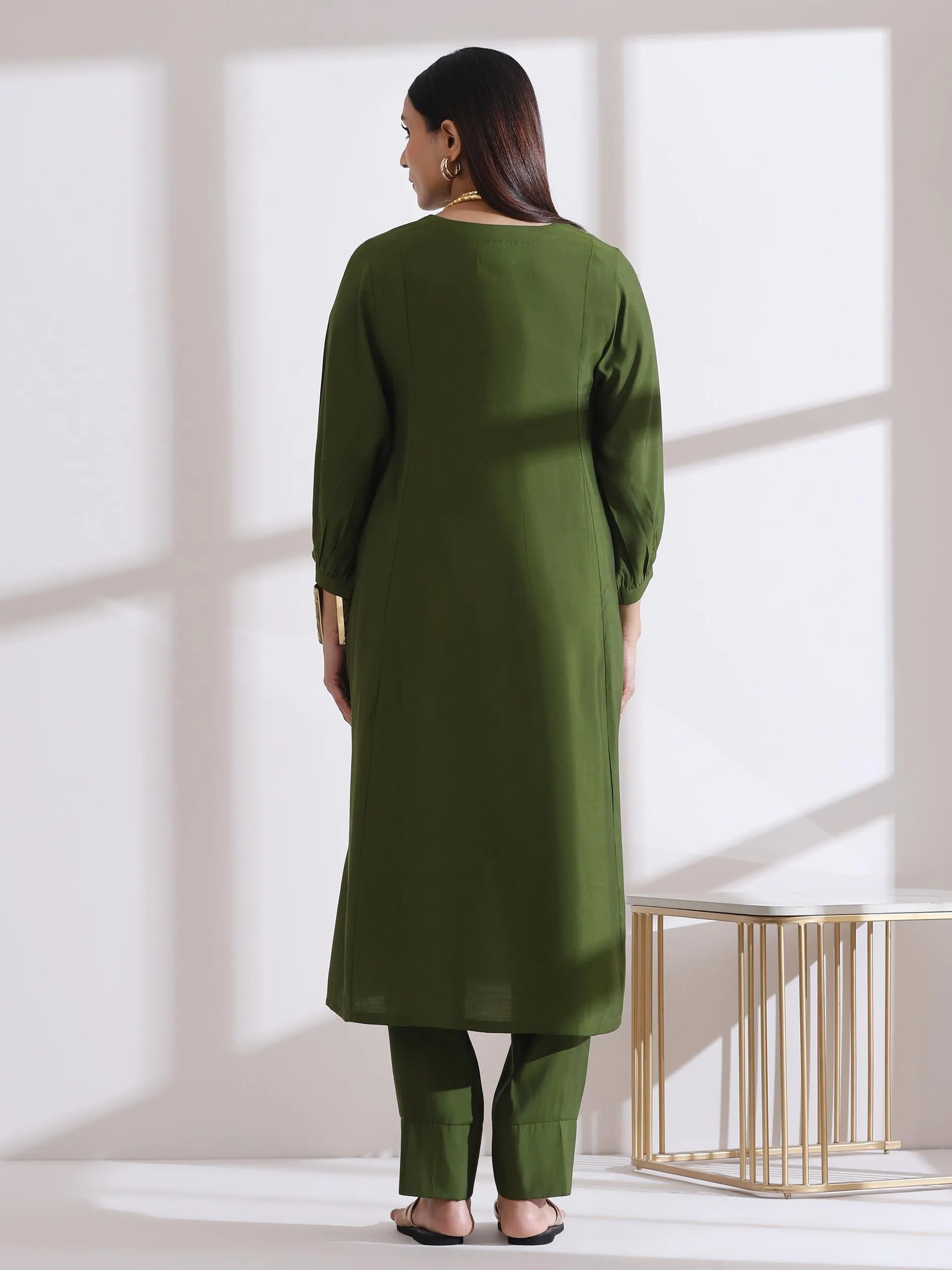 2 Pc Set - Airskin Mehndi Green Handmade Flower Kurta With Pants