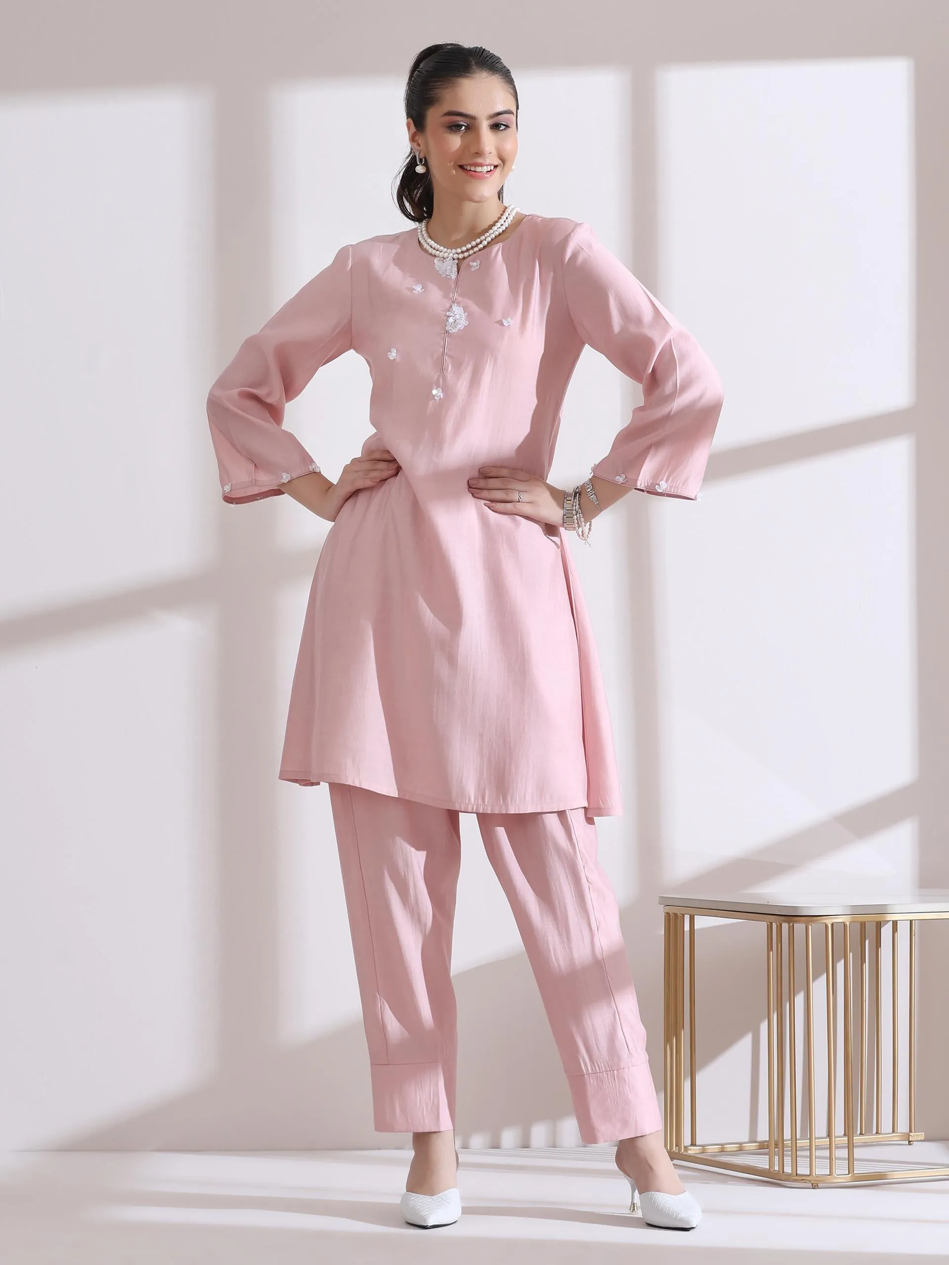 2 Pc Set - Airskin Pink With White Flowers Kurta And Pants