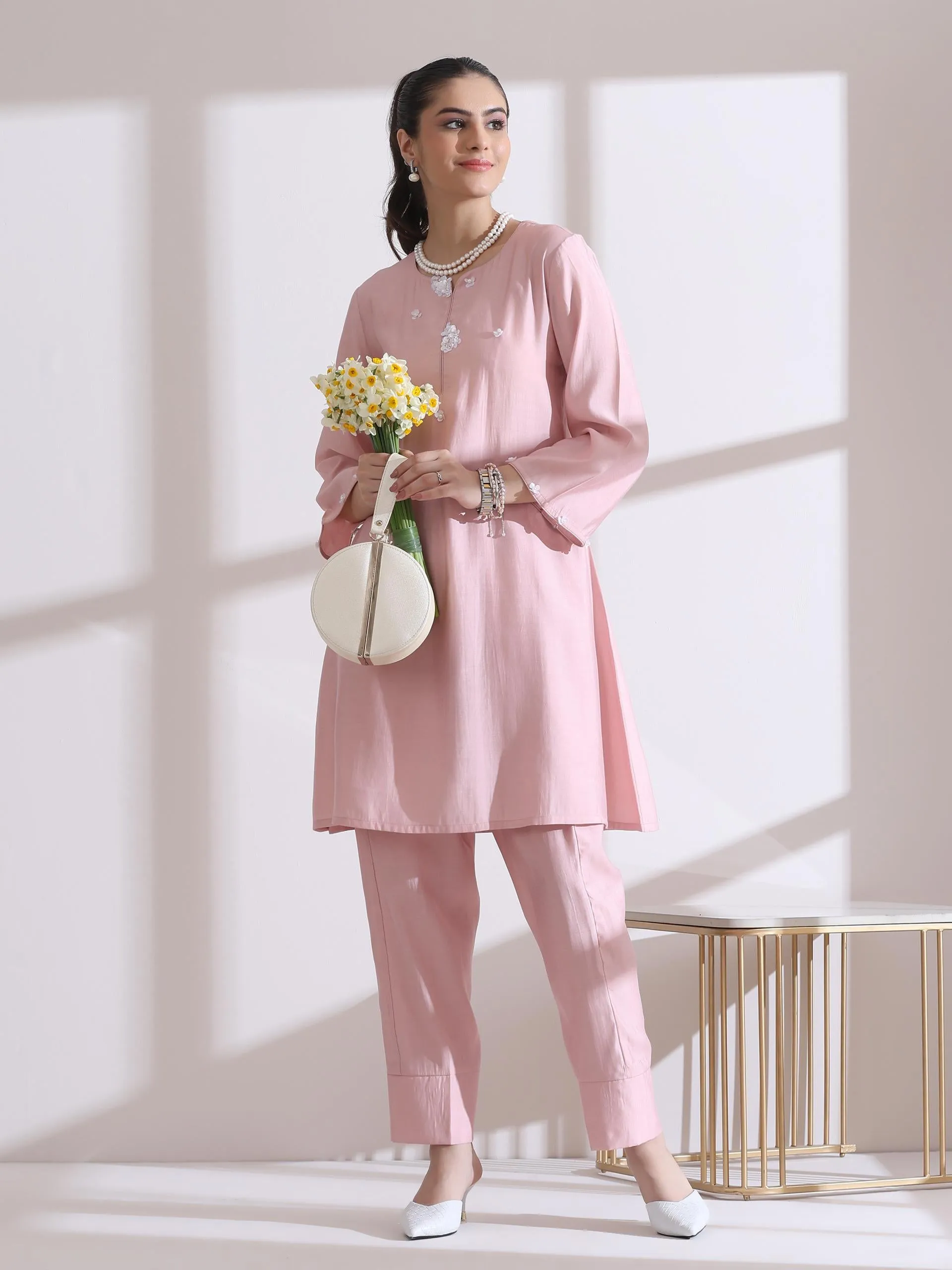 2 Pc Set - Airskin Pink With White Flowers Kurta And Pants