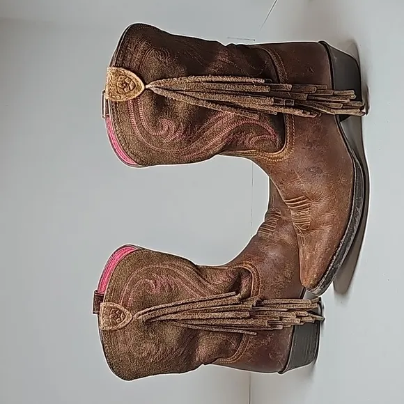 Ariat Fancy Boots Cowboy Cowgirl Western Fringe Distressed D Toe Brown Pink 2.5