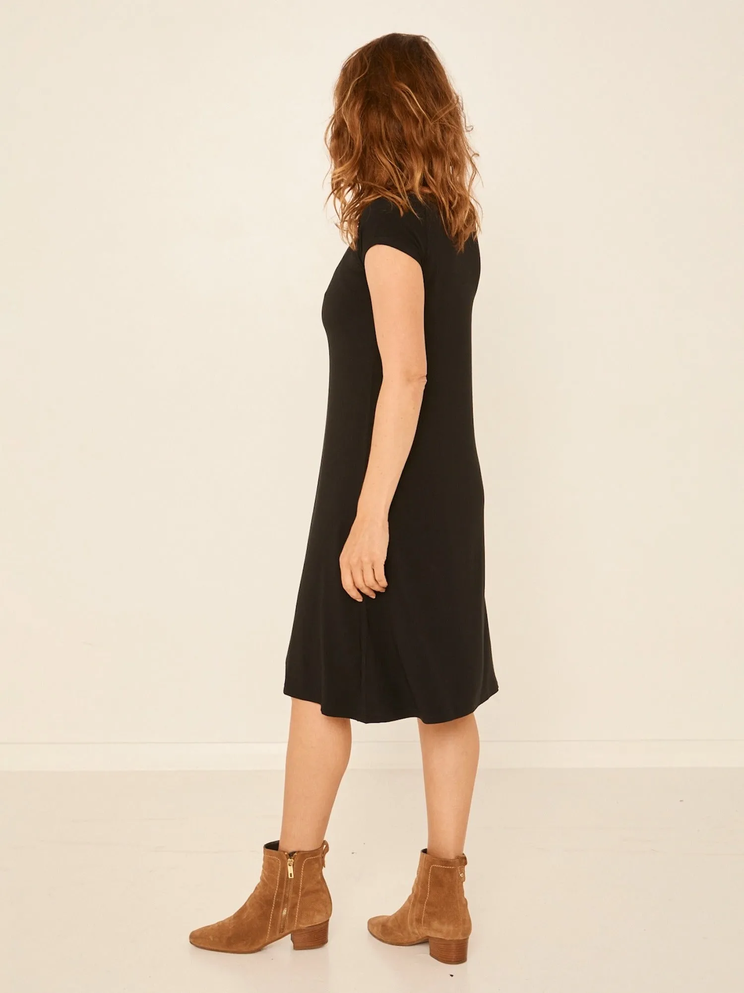 Bamboo Boat Neck Dress - Black