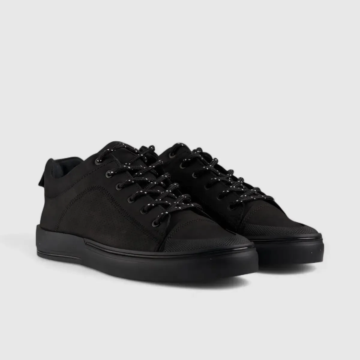 Bulletti Lace Up Sneaker Black 152-17134