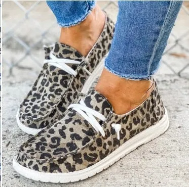 Casual and supportive orthopedic Shoes