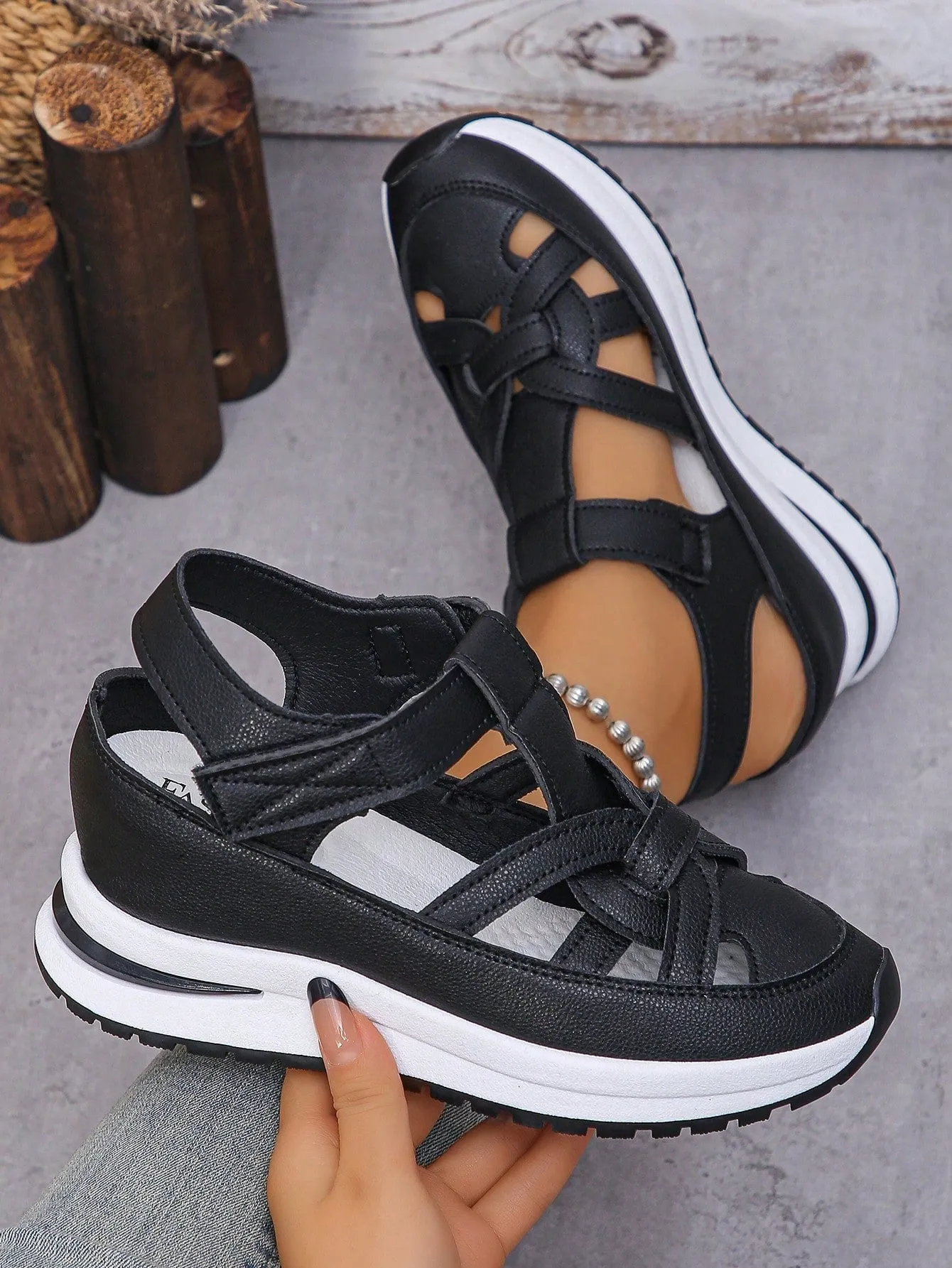 Comfort Meets Style: Women's Breathable Platform
