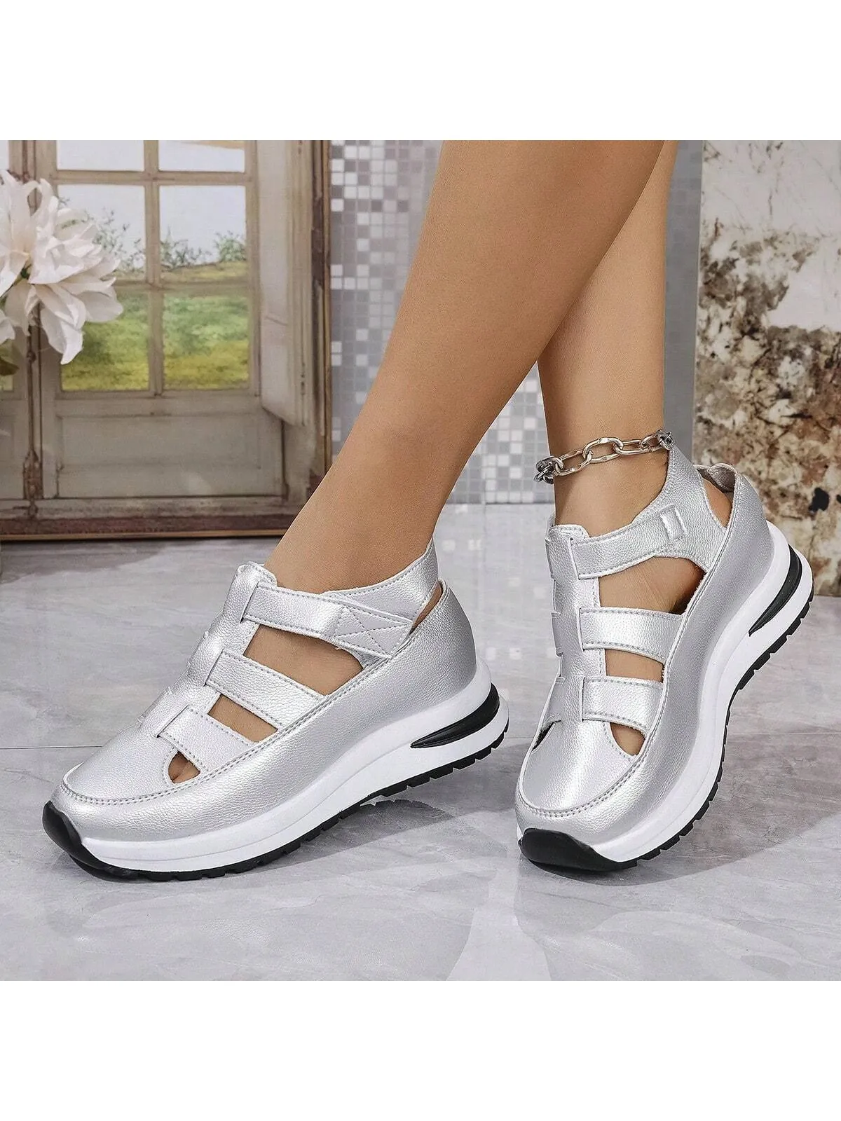 Comfort Meets Style: Women's Breathable Platform