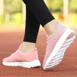 Comfortable women's sneakers with memory foam
