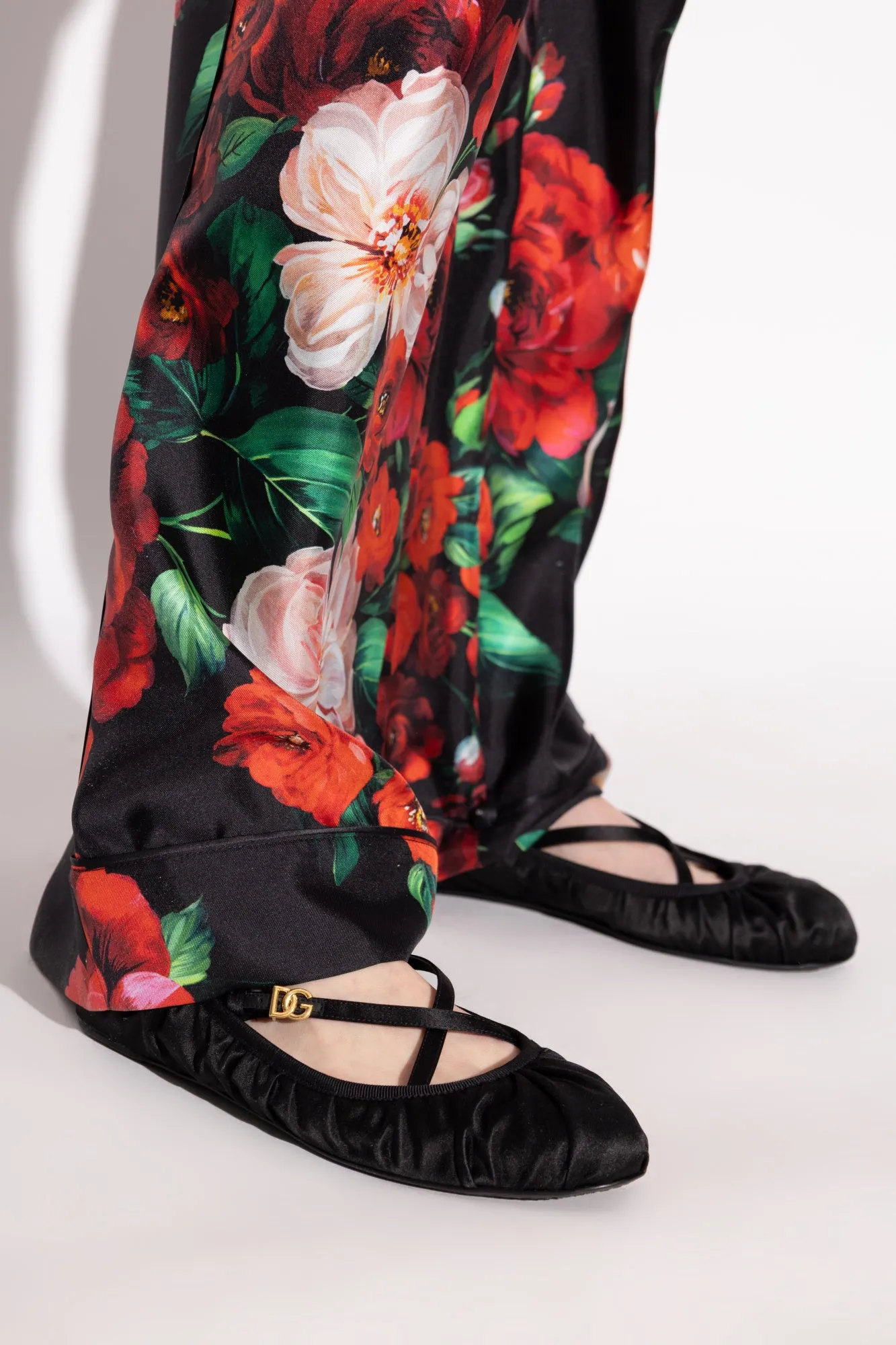 Dolce & Gabbana Satin Ballet Flats