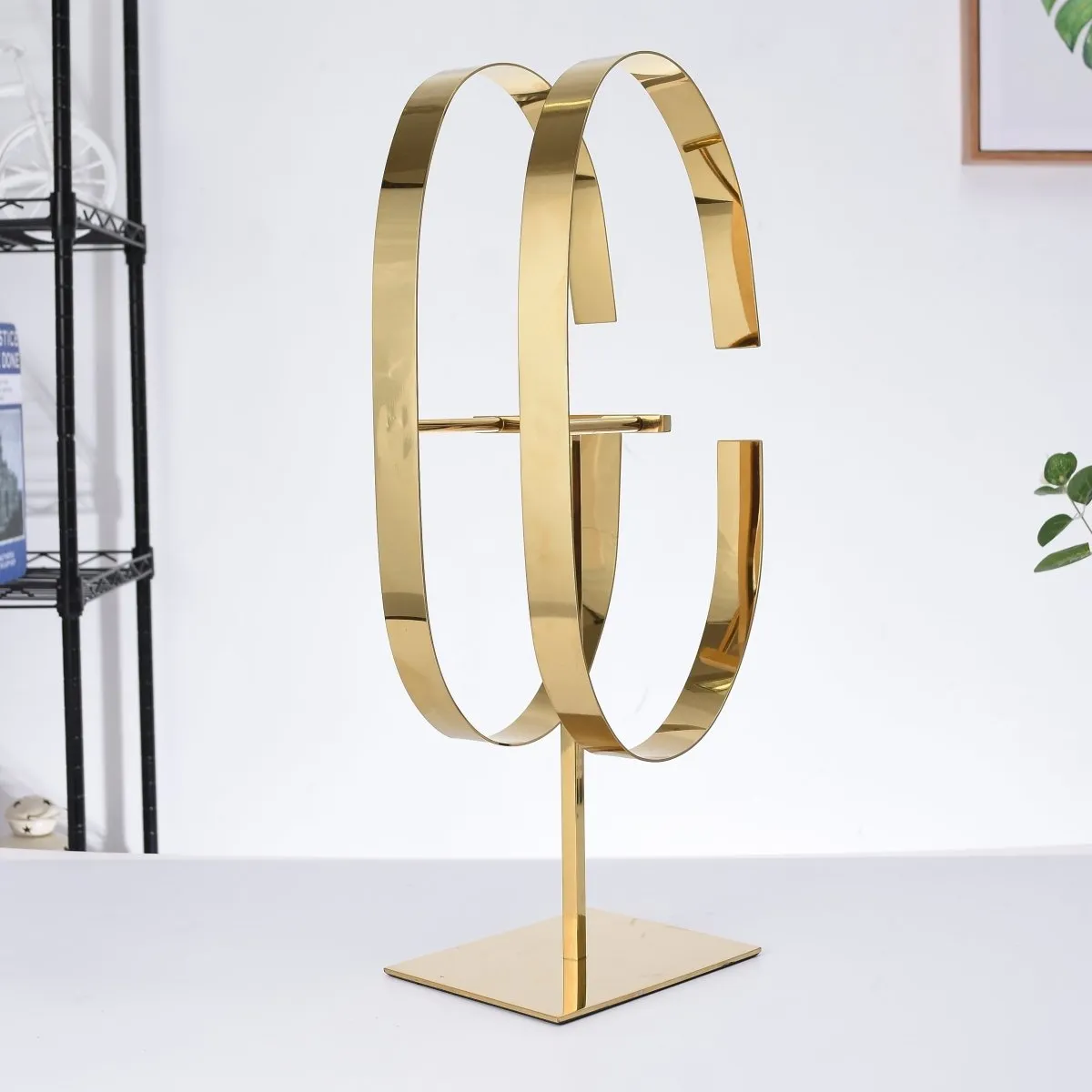 Double Gold Belt Display Rack