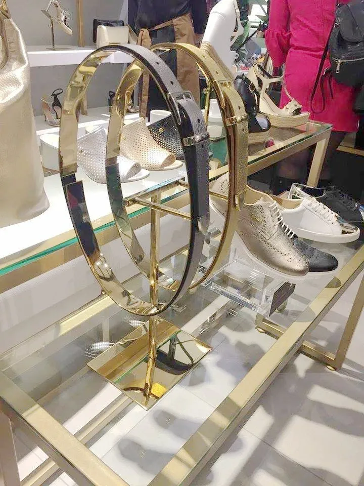 Double Gold Belt Display Rack