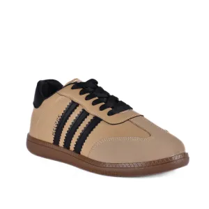 Fashionable Sneaker with Trims