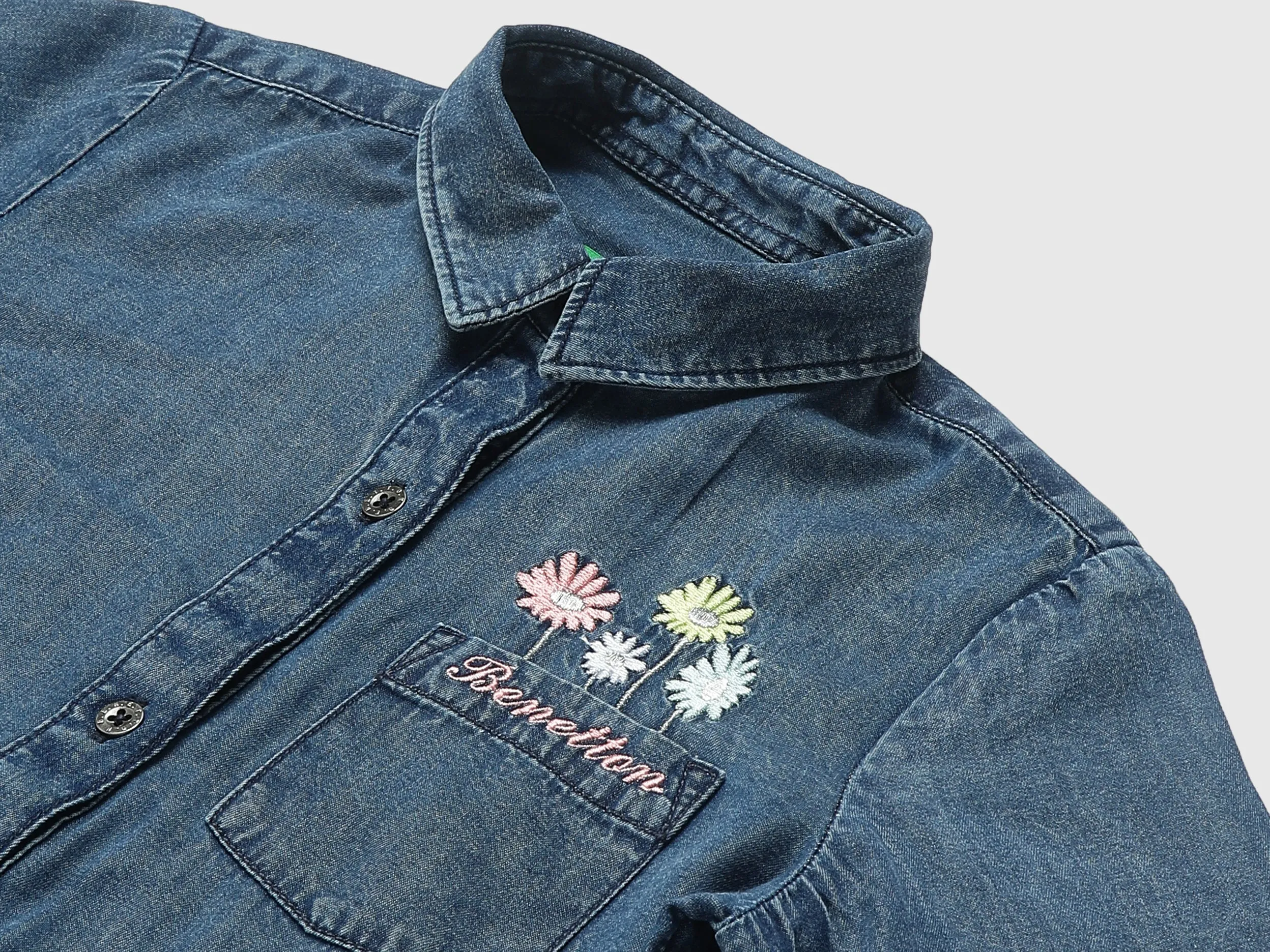 Girls Embroidery Spread Collar Dress