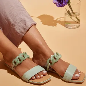 Green Chains Flats