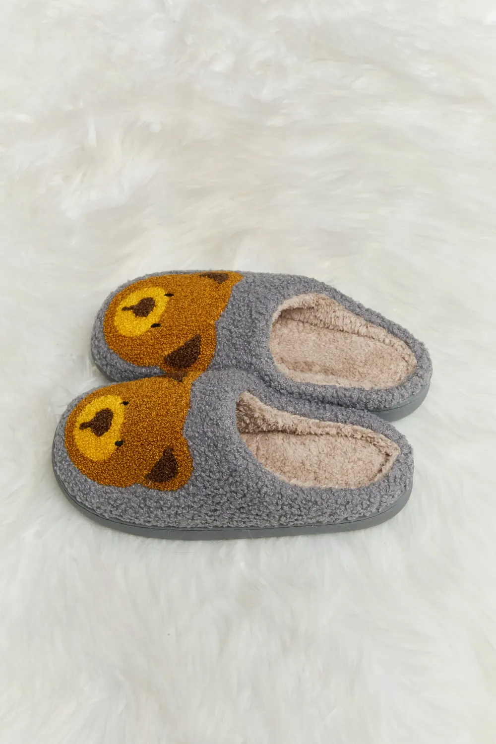 Hazel Blues® |  Melody Teddy Bear Print Plush Slide Slippers
