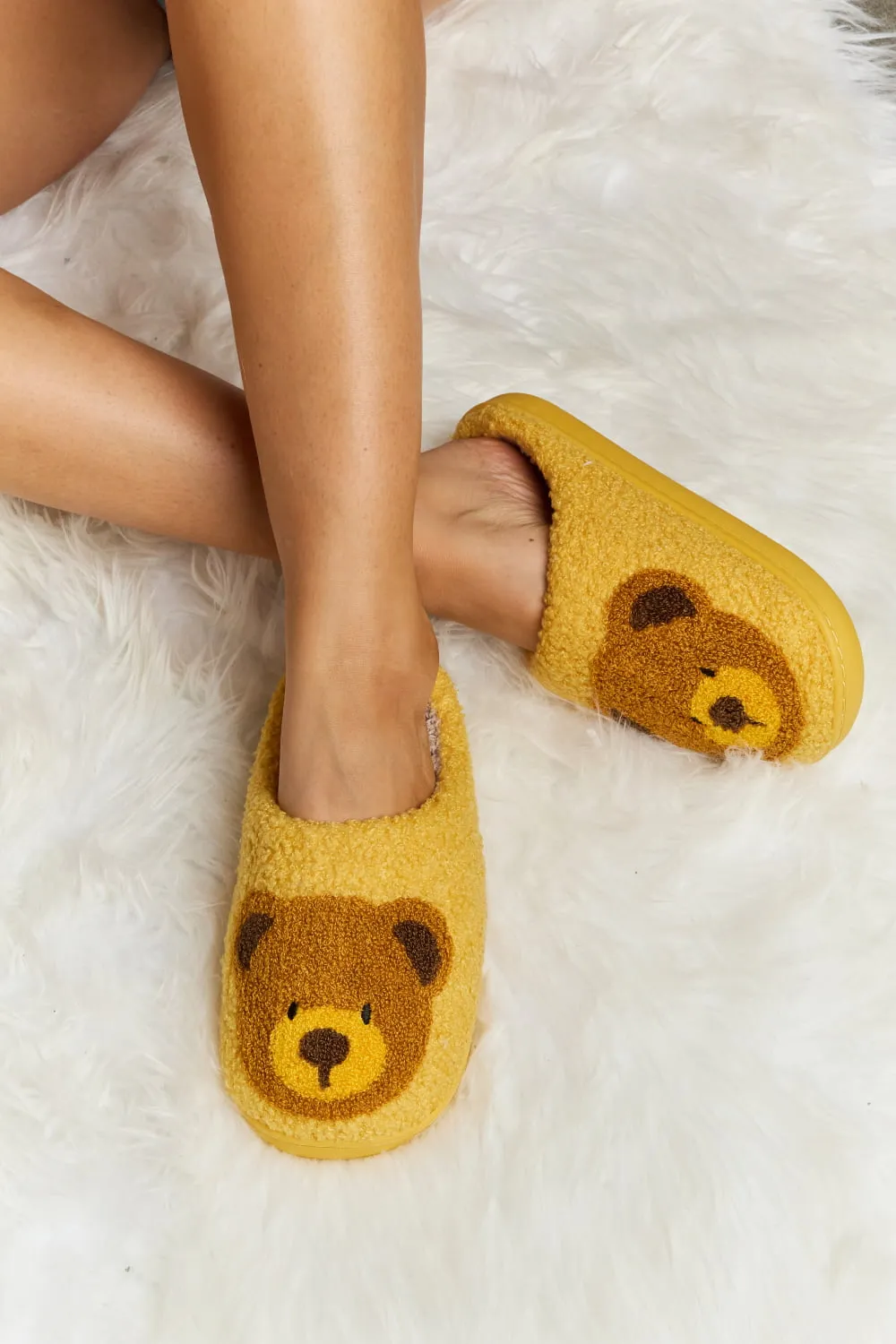 Hazel Blues® |  Melody Teddy Bear Print Plush Slide Slippers