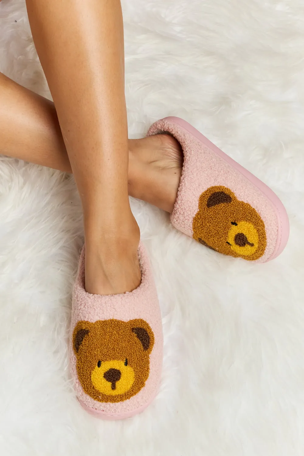 Hazel Blues® |  Melody Teddy Bear Print Plush Slide Slippers