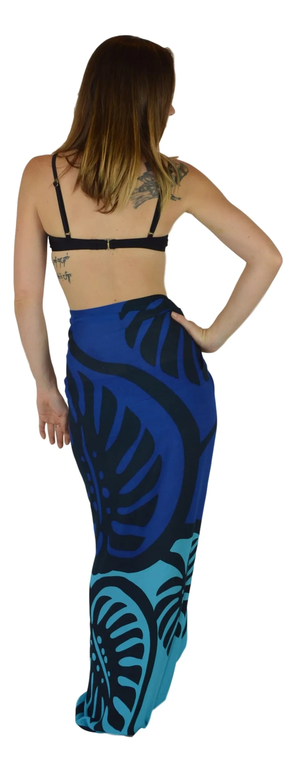 Island Style - Bold Monstera Sarong - Full - Blue / Lt Blue