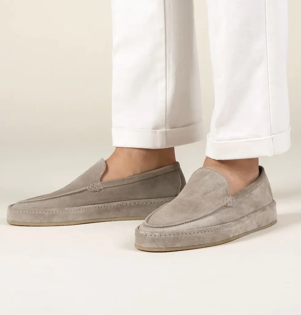 Klassische Wildleder-Loafer für Männer