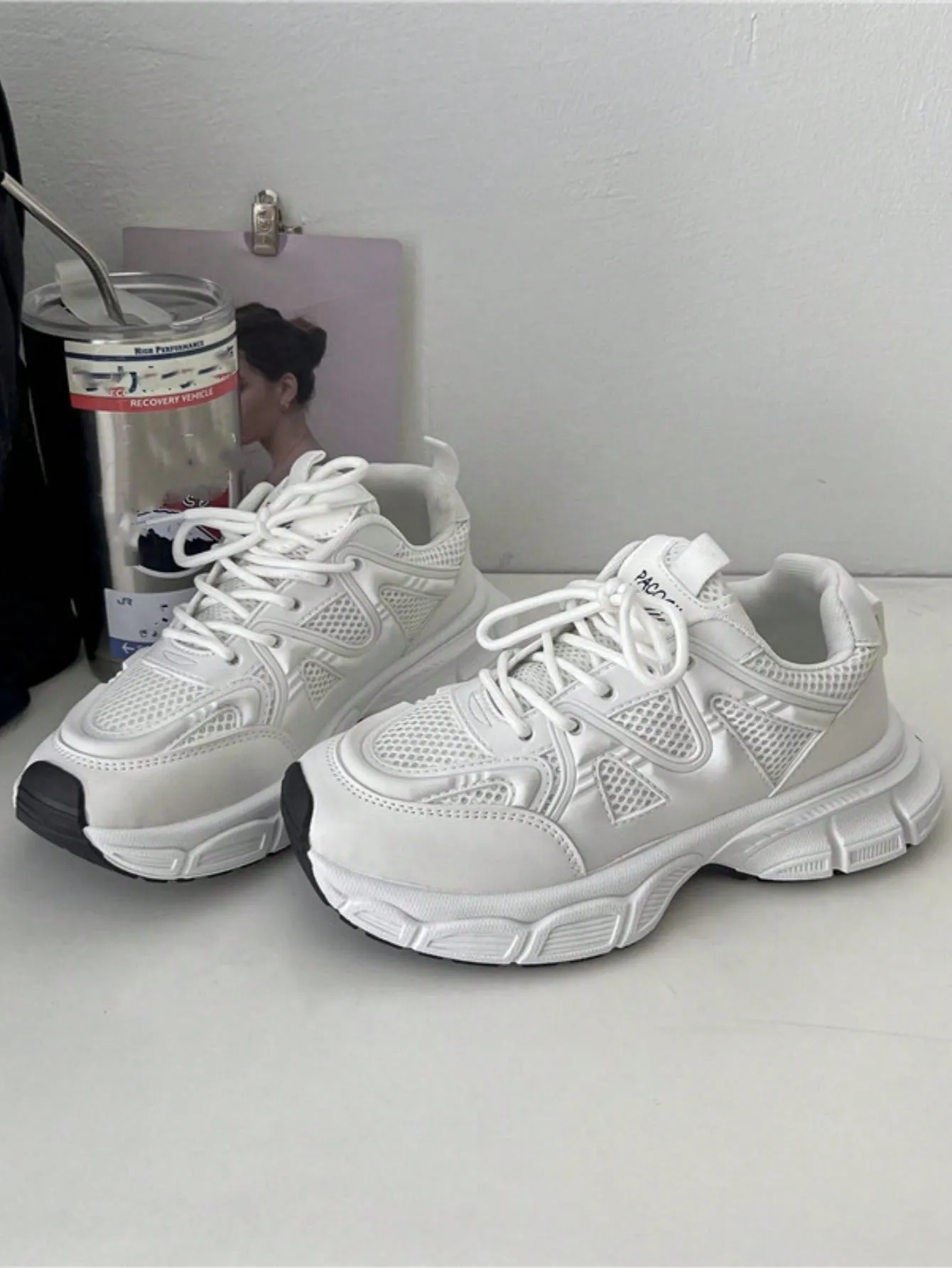 Lace-Up Design Thick-Soled Breathable Sneakers
