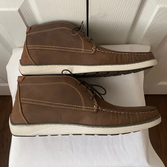 LIKE NEW!Johnston &amp; Murphy Emmett Brown Oiled Moc Toe Chukka Boots SZ 11 1/2
