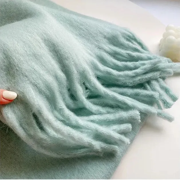 Linda Cashmere Scarf – Warmth and Style for Winter Days