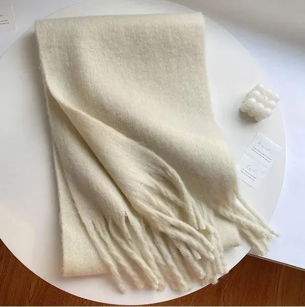 Linda Cashmere Scarf – Warmth and Style for Winter Days