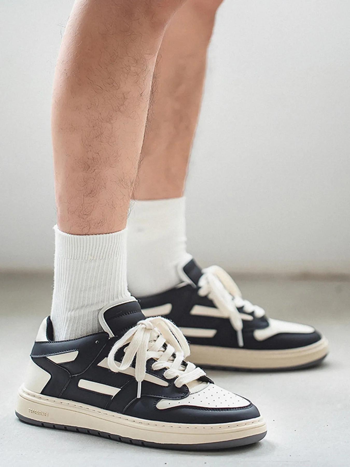 Low-top Breathable Sneakers