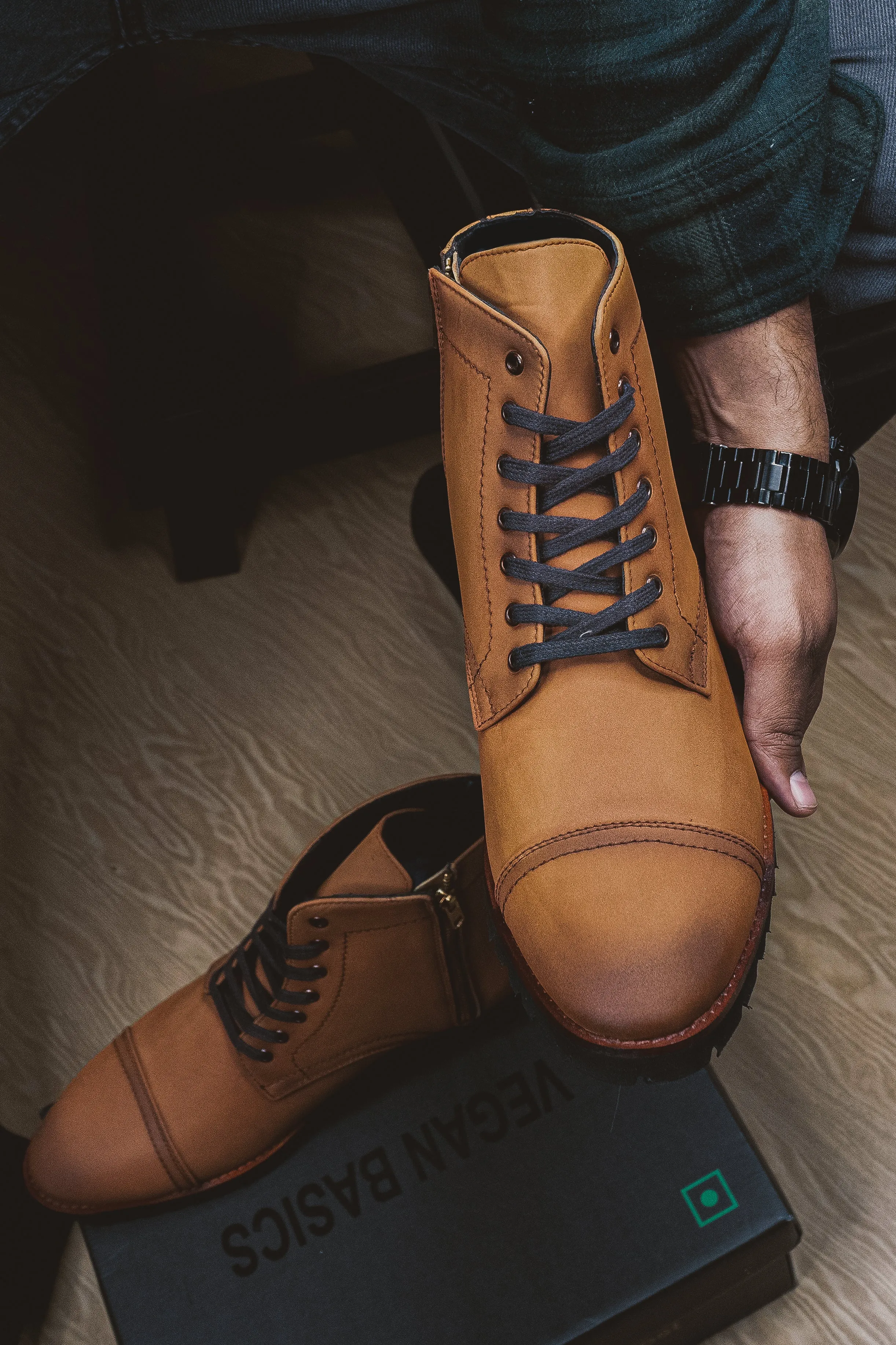 Magistrate Camel Boots