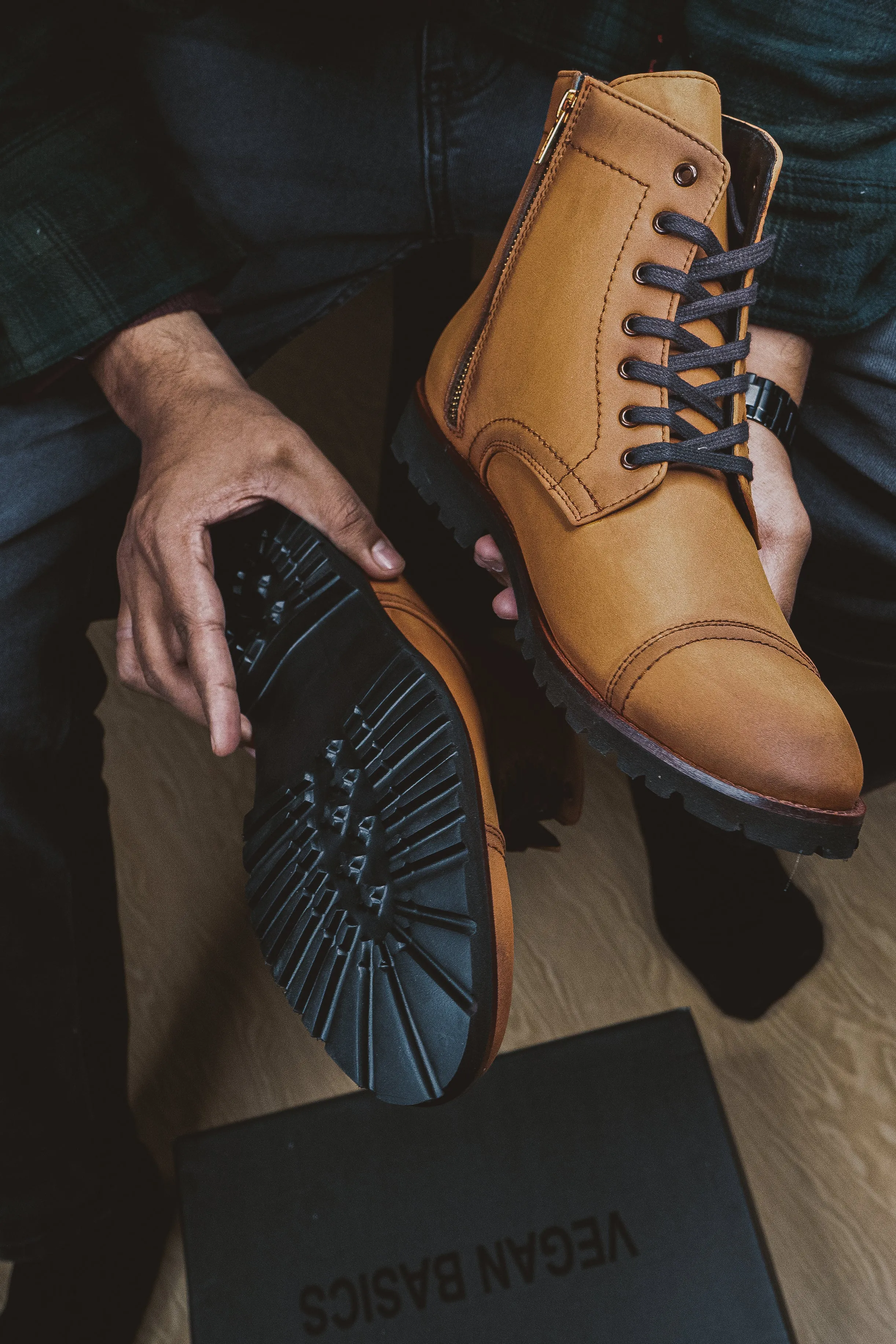 Magistrate Camel Boots