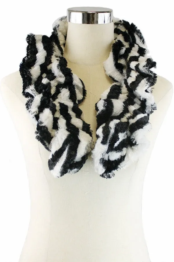 Misty Blue Molly - Faux Fur Animal Print Scarf
