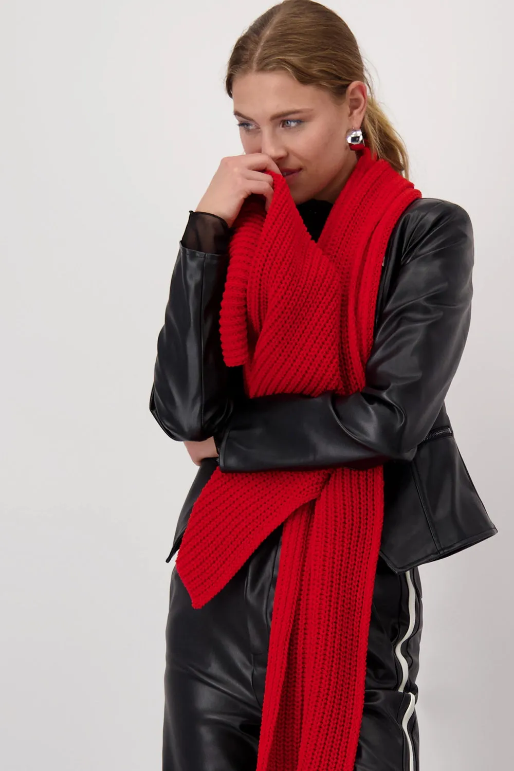 Monari Chenille Scarf 808695