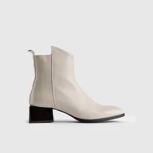 MV Boots 21456