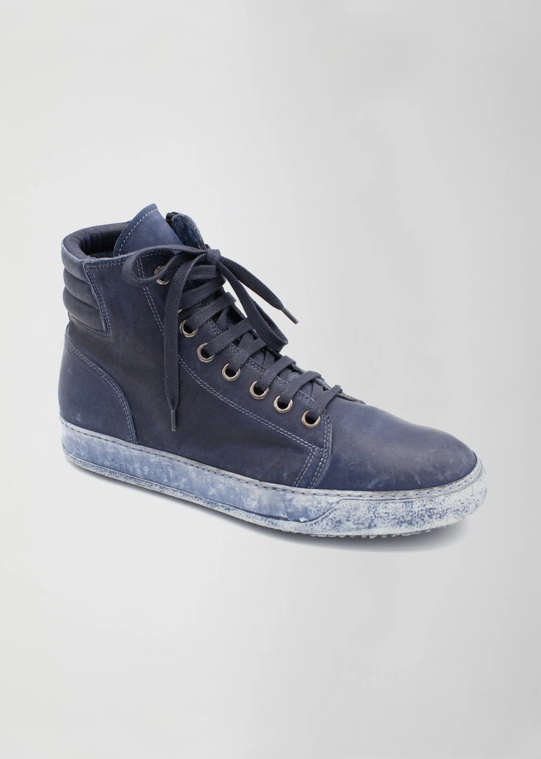 OVER DYED SNEAKER