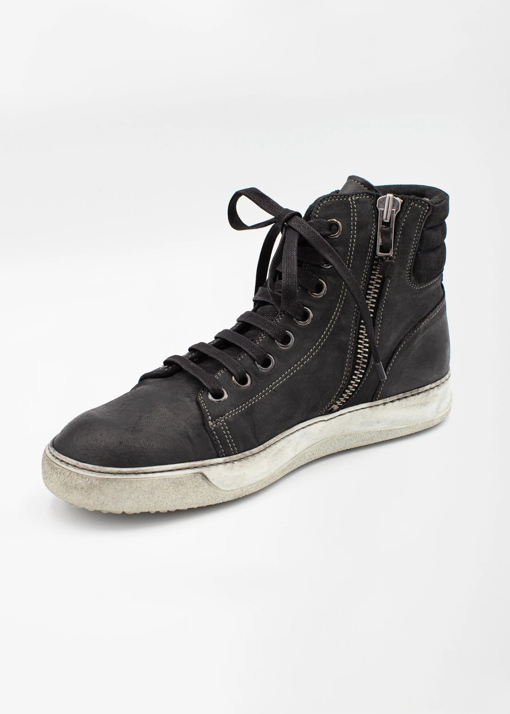 OVER DYED SNEAKER