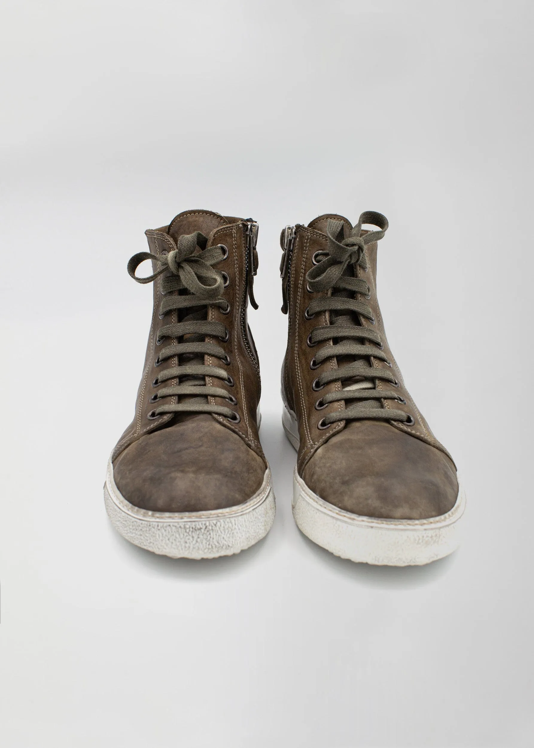 OVER DYED SNEAKER