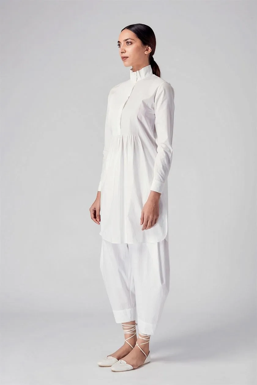 Rajesh Pratap Singh   I   Nandla Builtup Neck Tunic  White  8XA-111/1PP-P39  Women classic collection