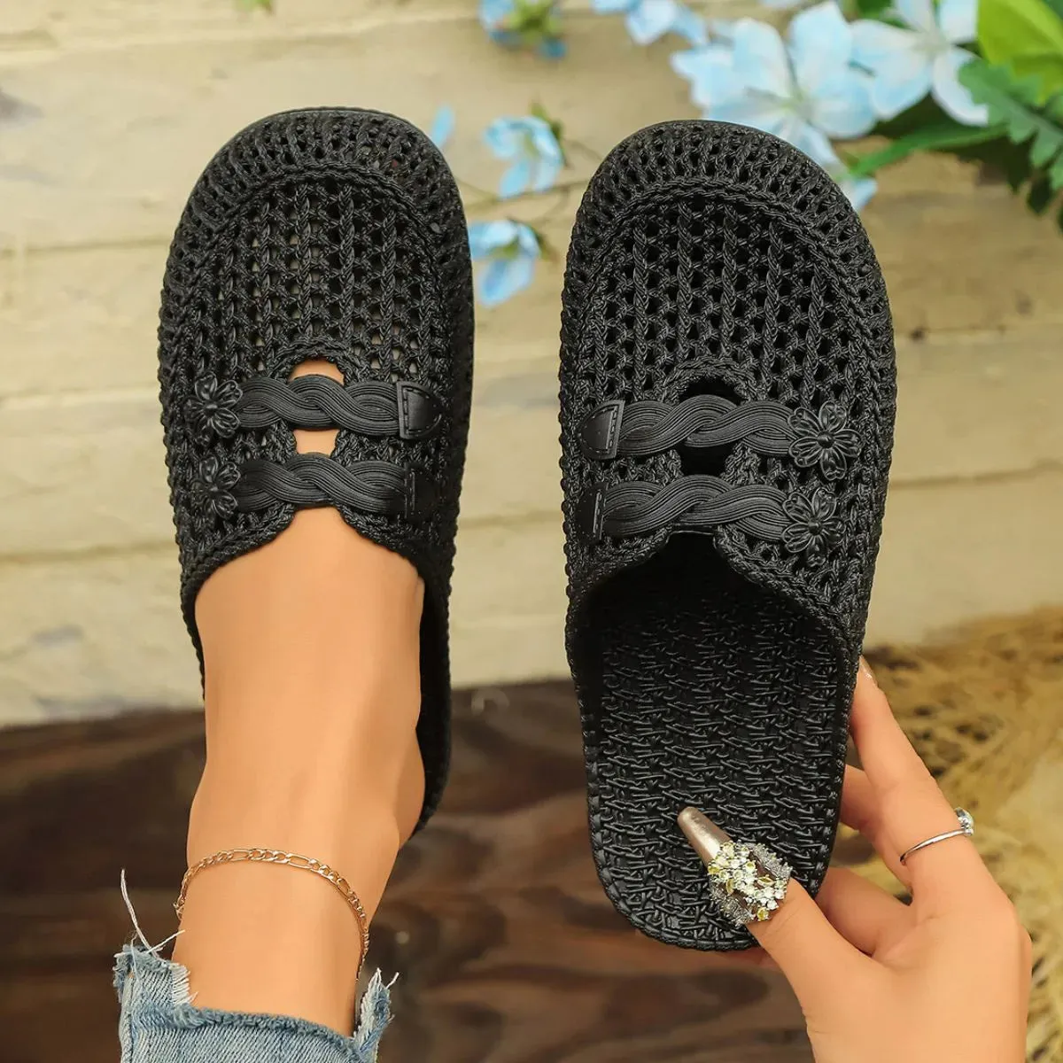 Round Toe Flats Sandals