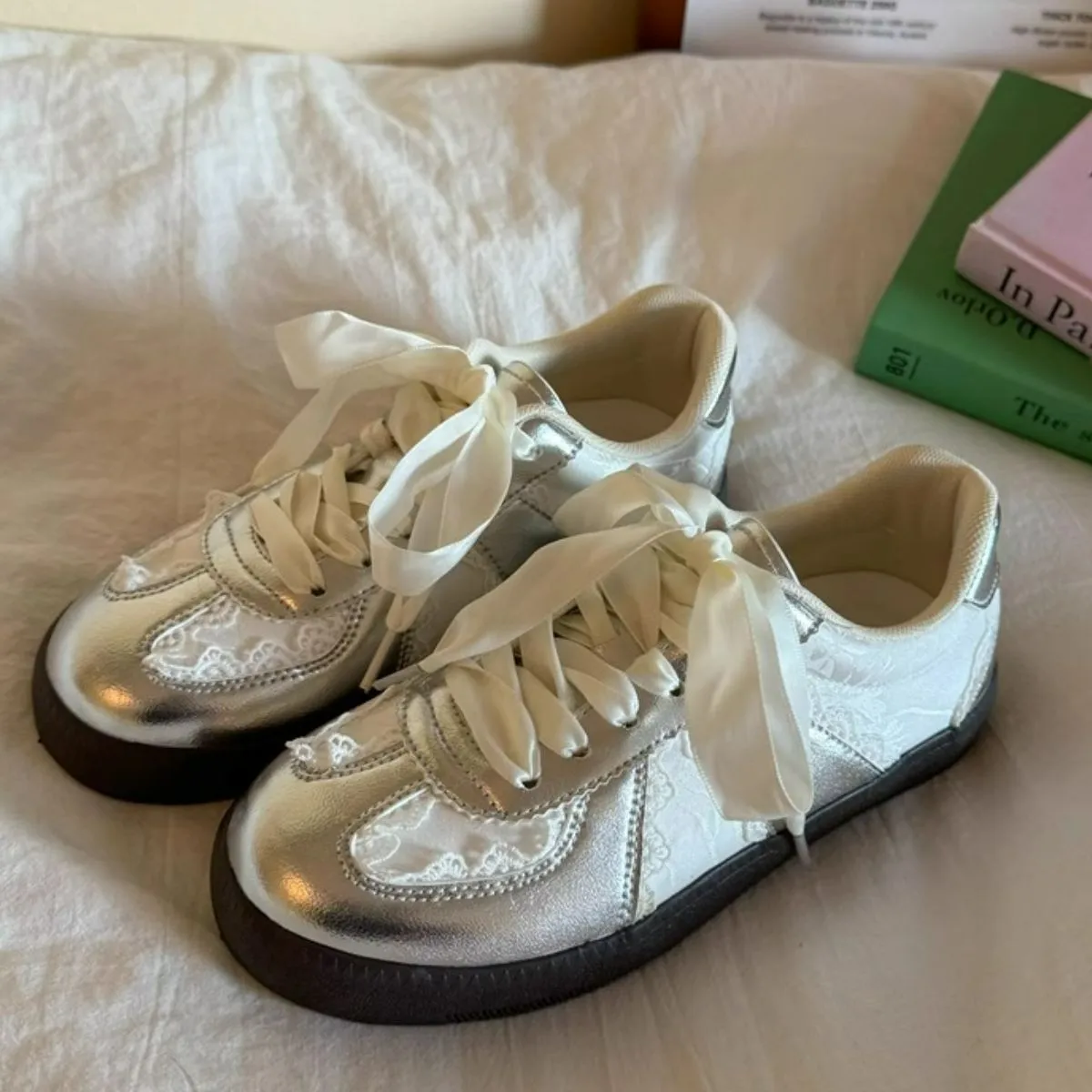 Round Toe Flats Sneakers