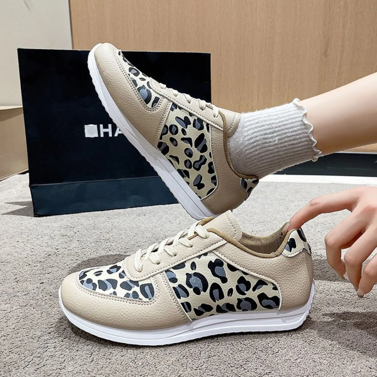 Round Toe Flats Sneakers