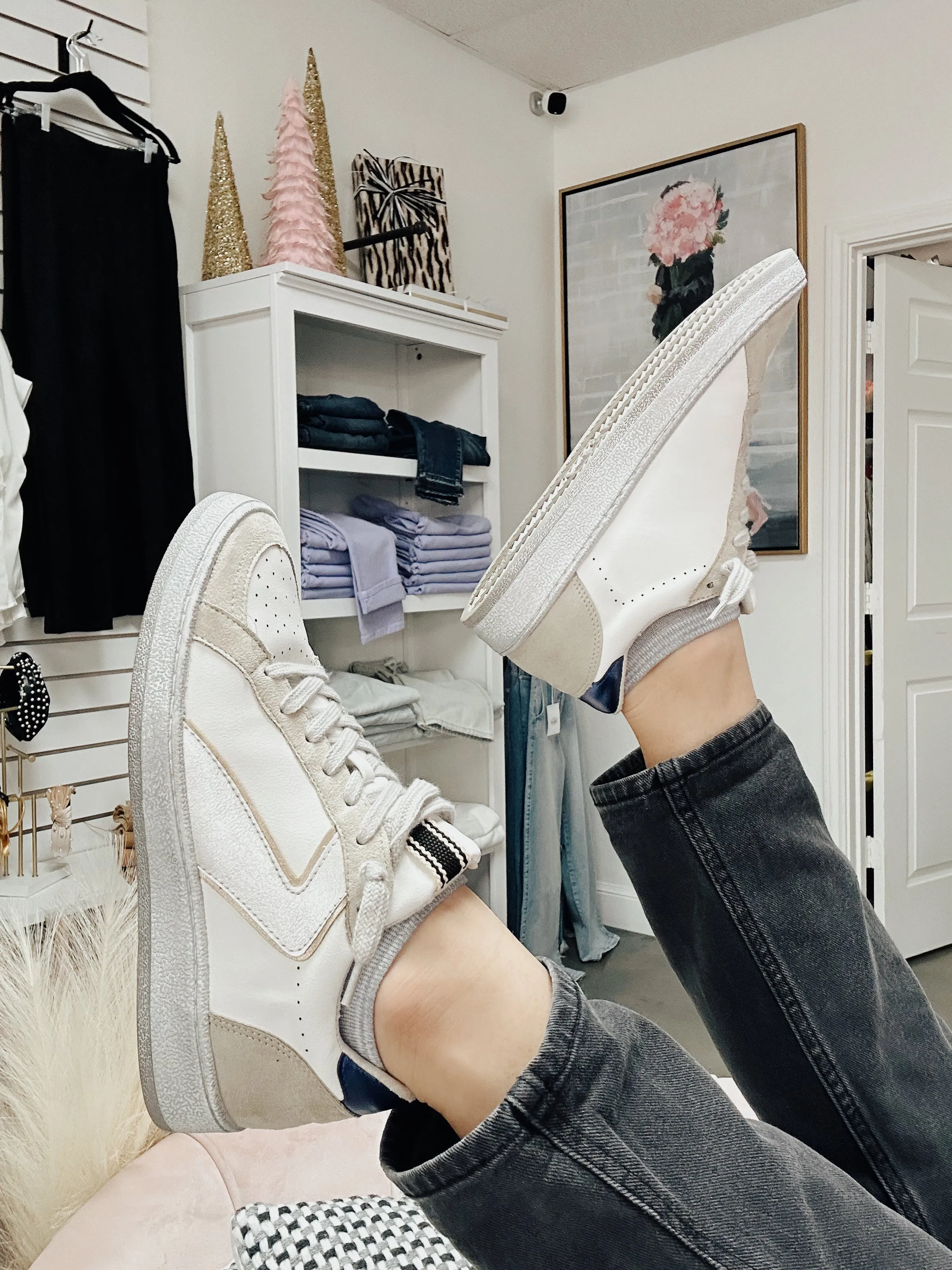 Salma Pearl Sneaker