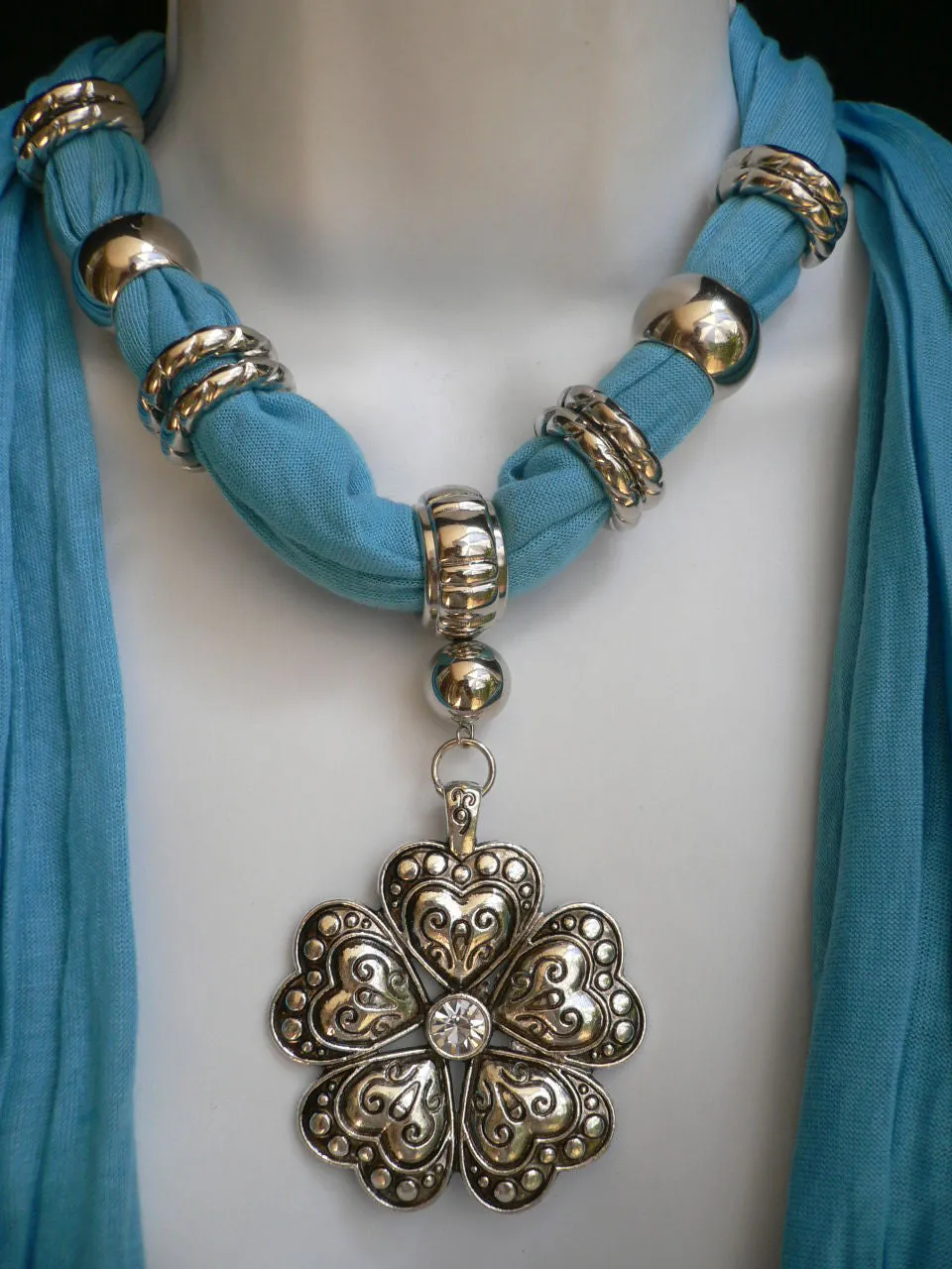 Soft Scarf Heart Flower Silver Pendant