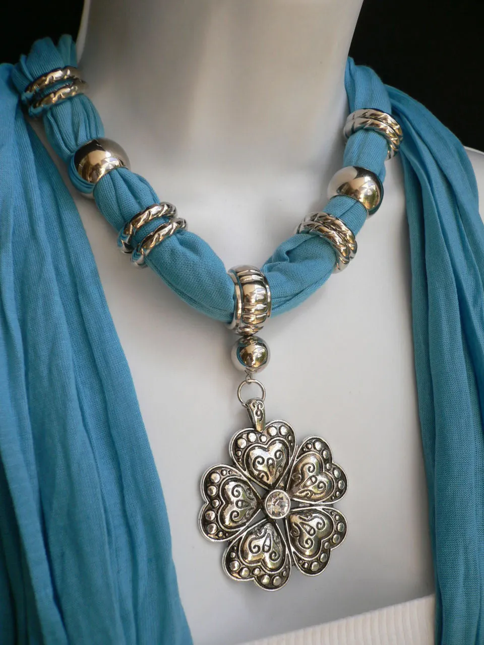 Soft Scarf Heart Flower Silver Pendant