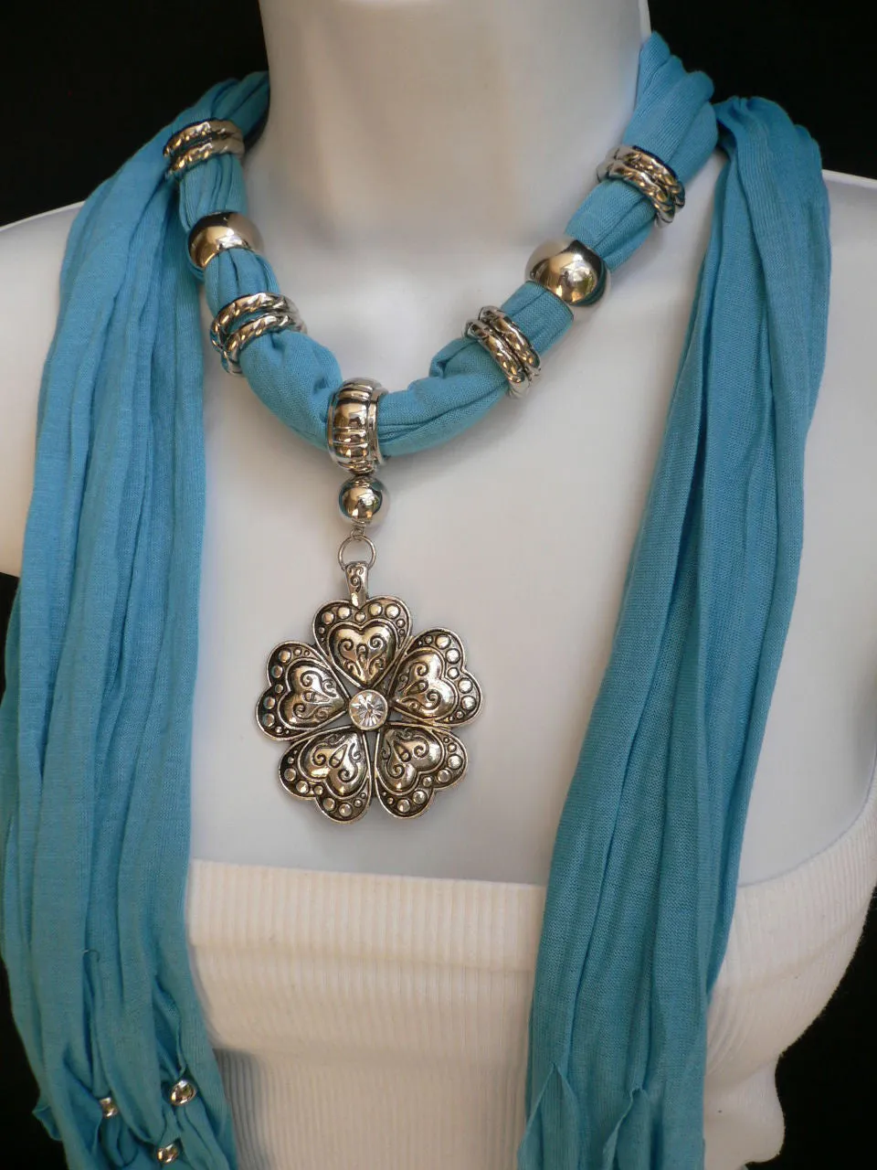 Soft Scarf Heart Flower Silver Pendant