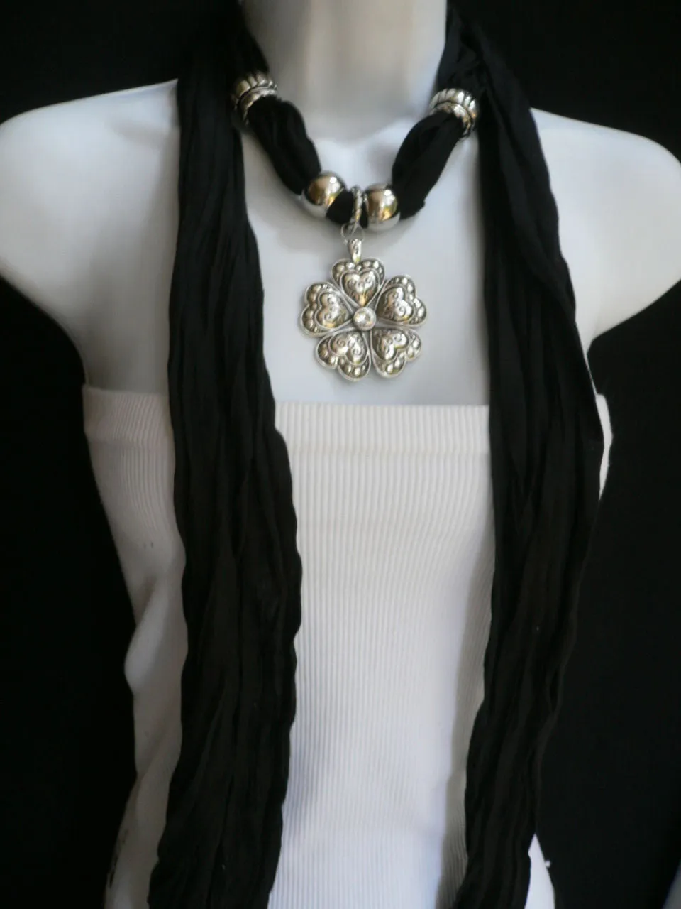 Soft Scarf Heart Flower Silver Pendant
