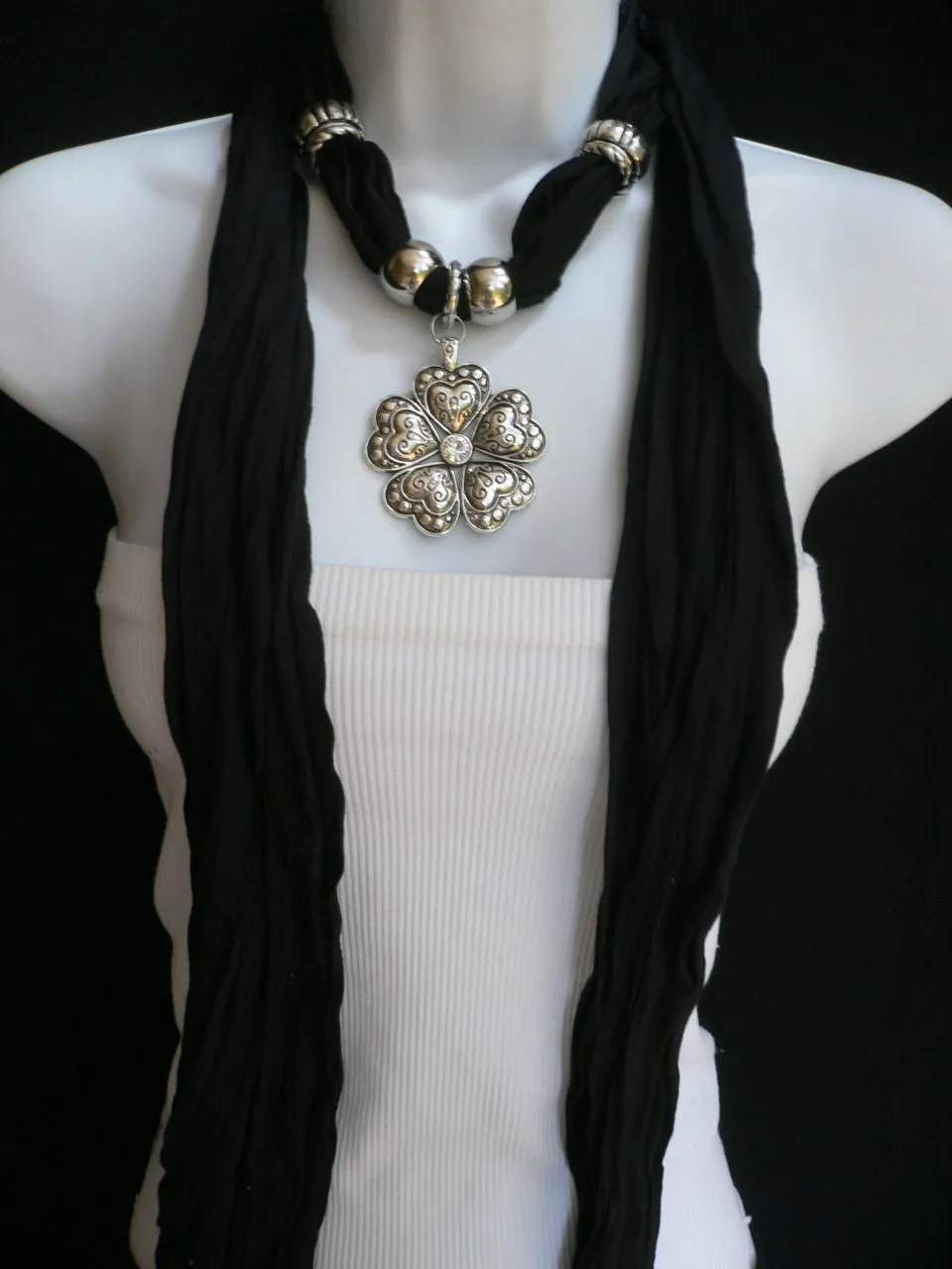 Soft Scarf Heart Flower Silver Pendant