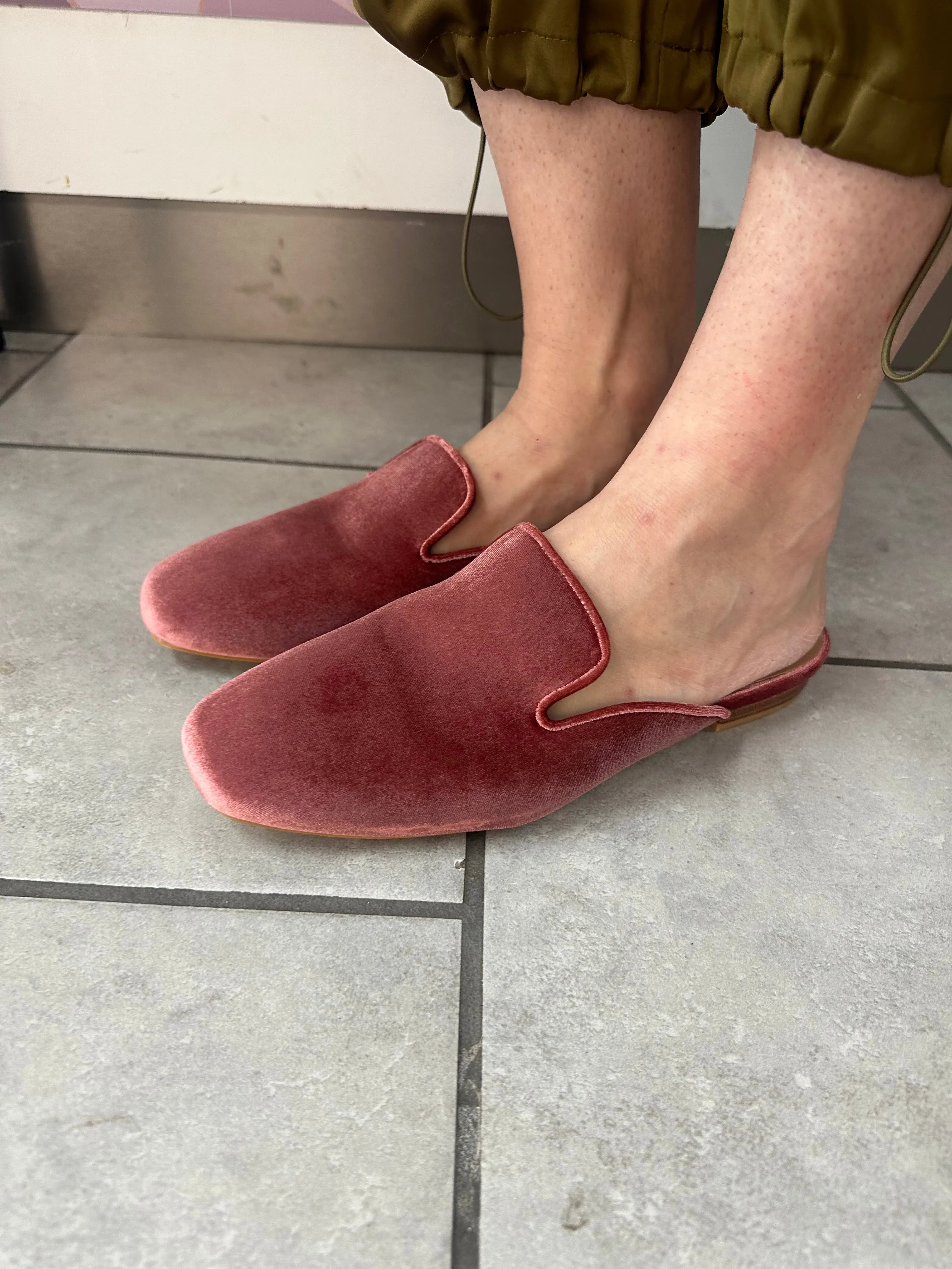 Spotlight Velvet Mules: Blush