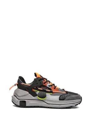 Tenaciti Black Neon Sneaker