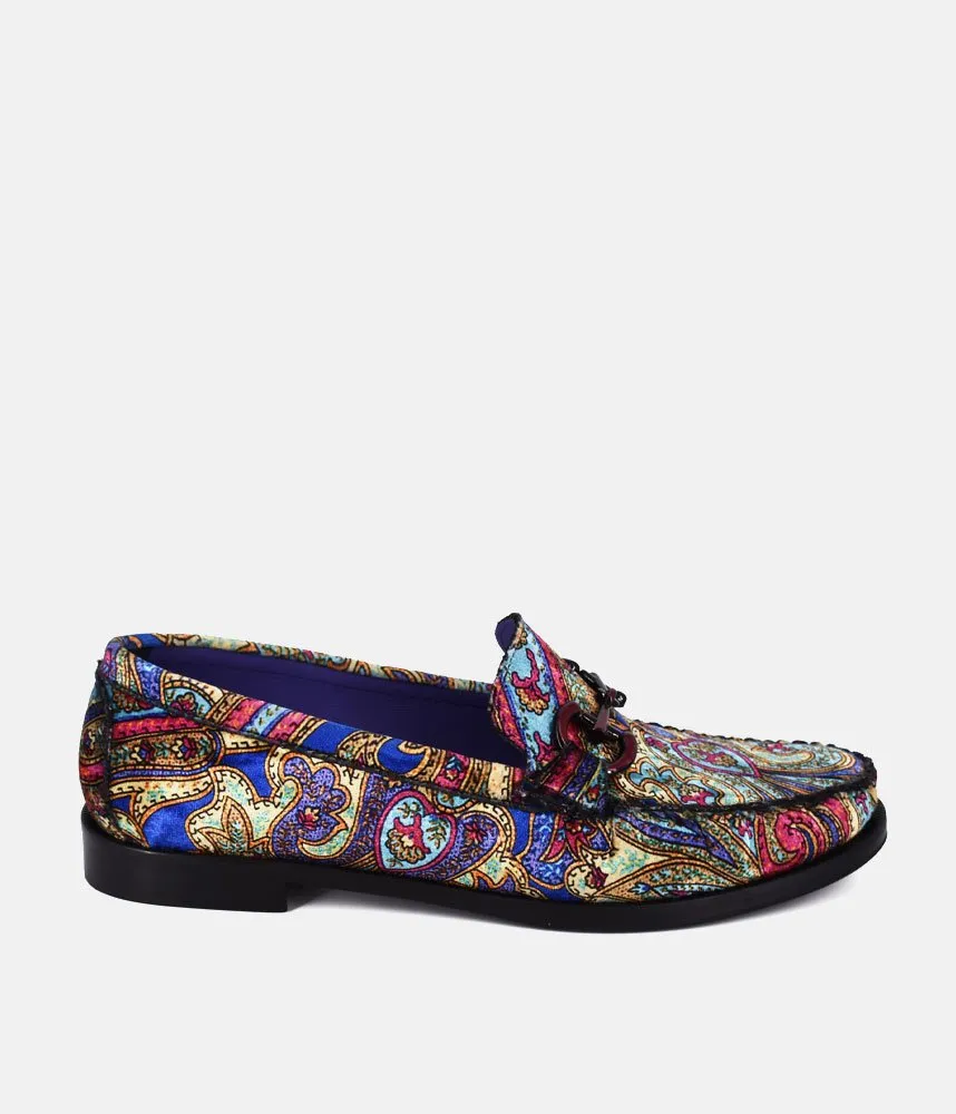 Vittoria Mengoni Gorgeous Oriental Loafers