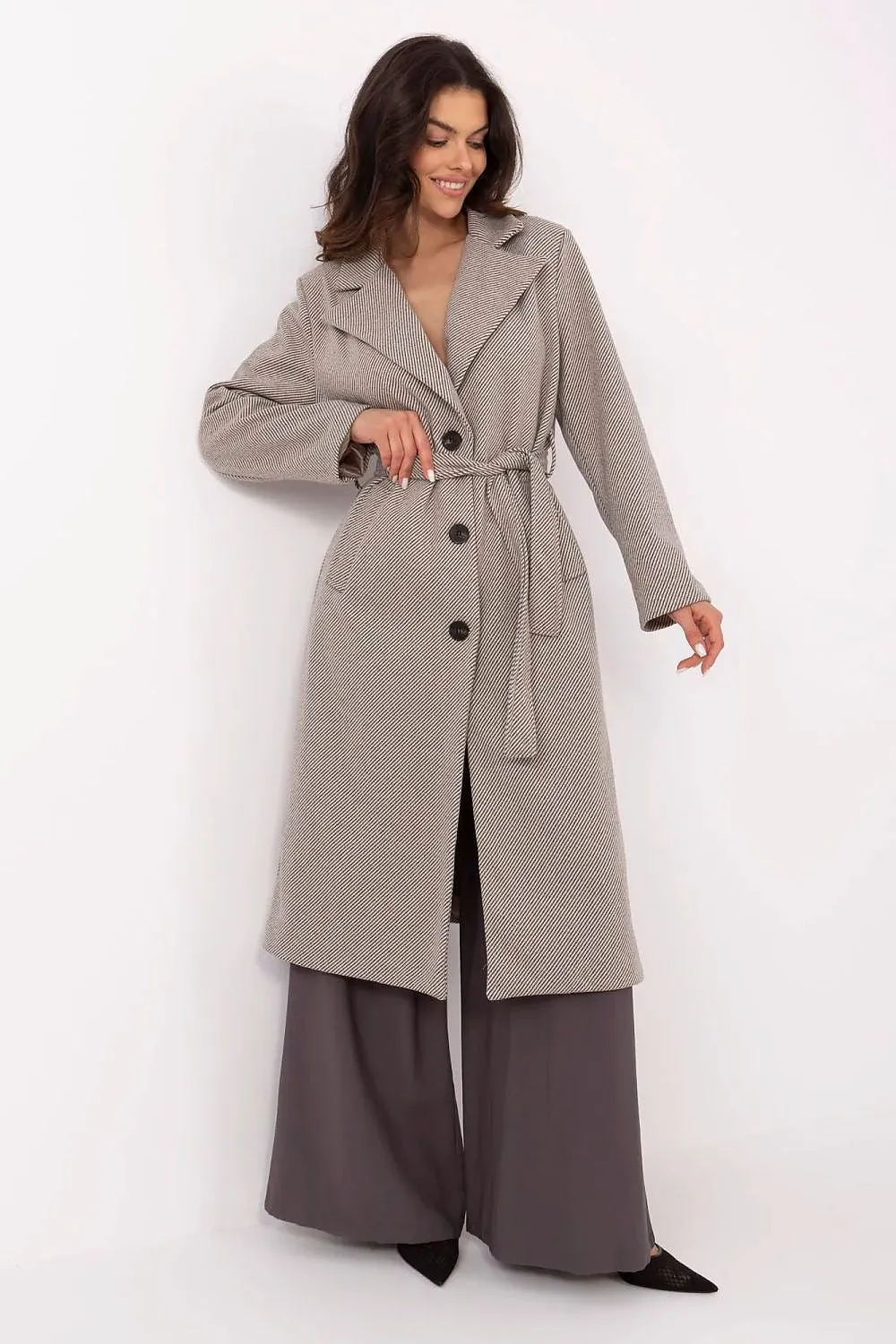 Women's elegant knee-length coat