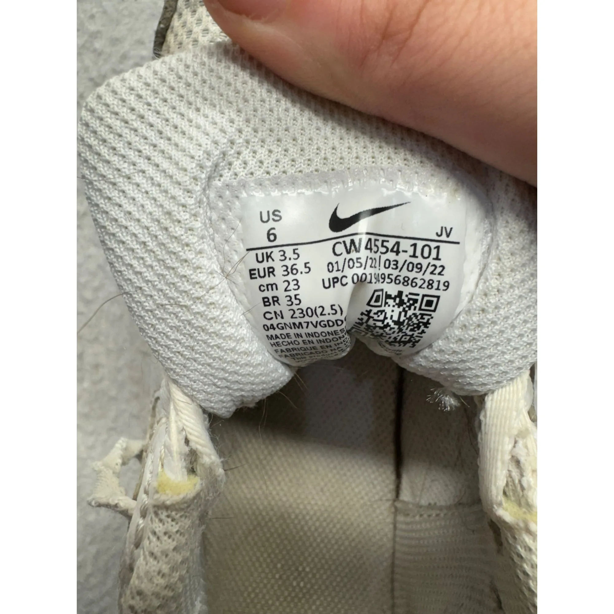 Women’s Nike Air Max Sneakers #5971